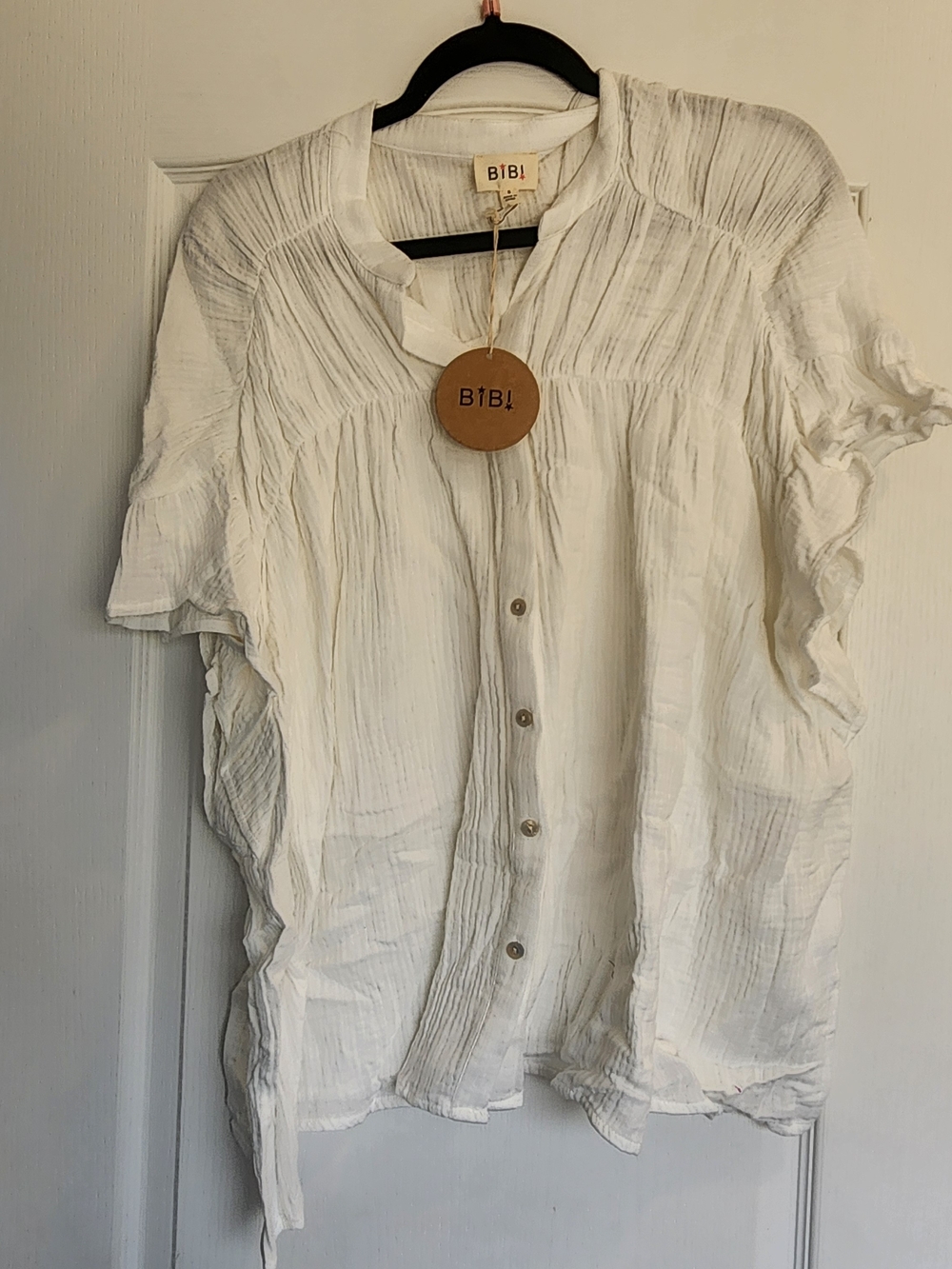 BiBi White Crinkled Button-Front Short-Sleeve Blouse S BNWT